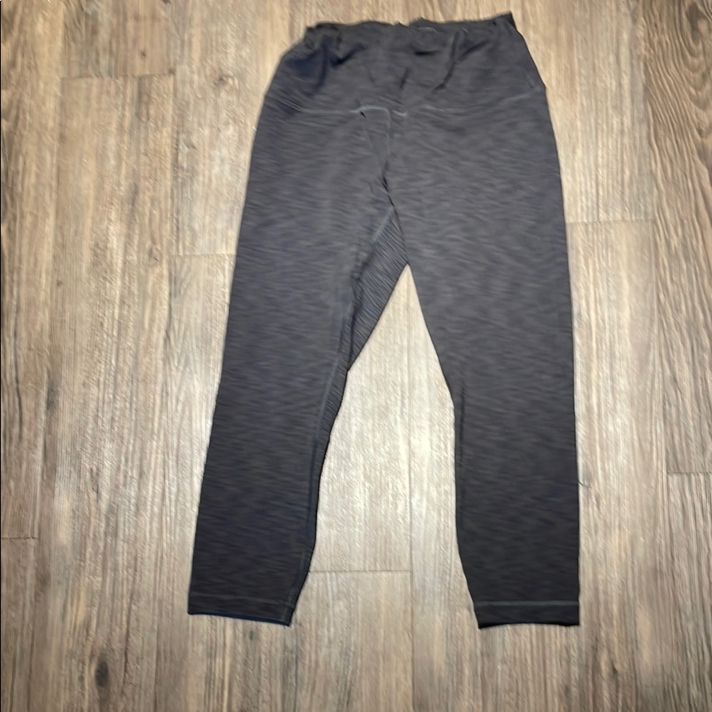 Brand New Lululemon Wunder Train Leggings (23 inch)